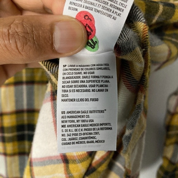 American Eagle Womens Soft Plaid Boyfriend Fit Long Sleeve Flannel Shirt Size XS - Picture 11 of 15